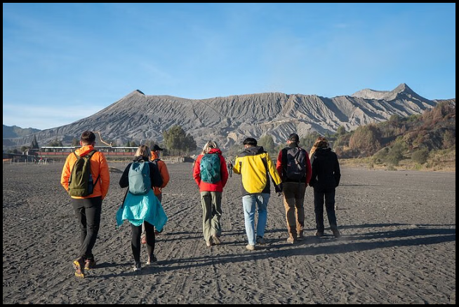 Experience the Beauty of Mount Bromo Sunrise: Top Moments of a Dawn Tour