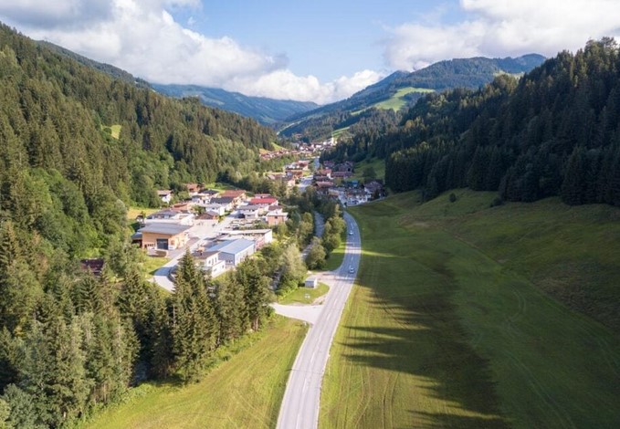 Roads of Freedom: Budget Road Trips Worth Taking
